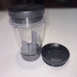 Ninja Foodi Smoothie Bowl Maker 14 oz. blender cup with lid